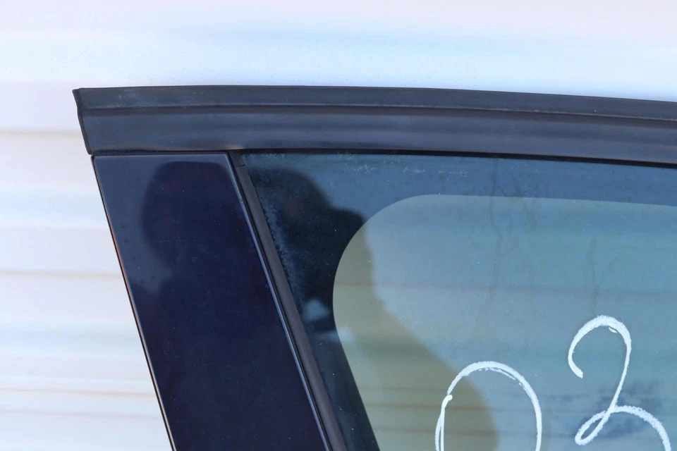 BMW 335I F30 2012-2015 sedán montaje de puerta del lado del pasajero delantero derecho OEM Foto 2 de 4