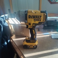 DeWALT DCF899 20V MAX XR Brushless 1/2" High Torque Impact Wrench
