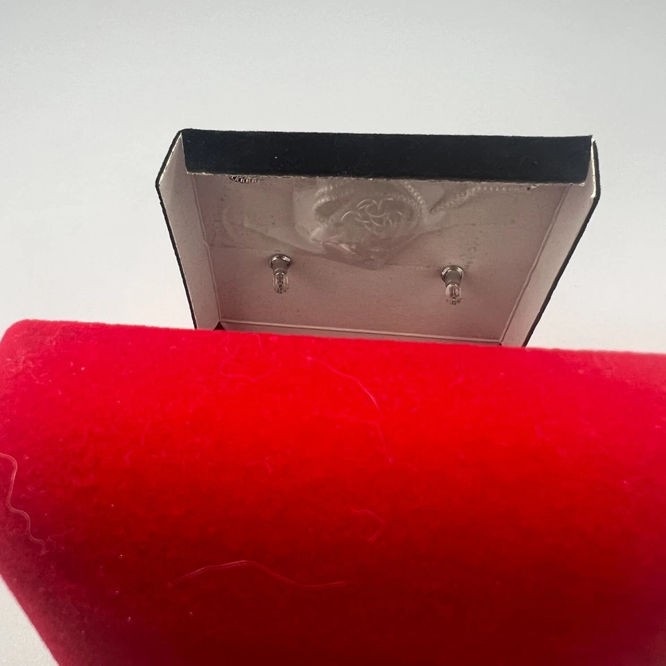 Danecraft 方晶锆石精美镀银项链和耳环套装 全新带盒 华丽 — 第 3/4 张图片