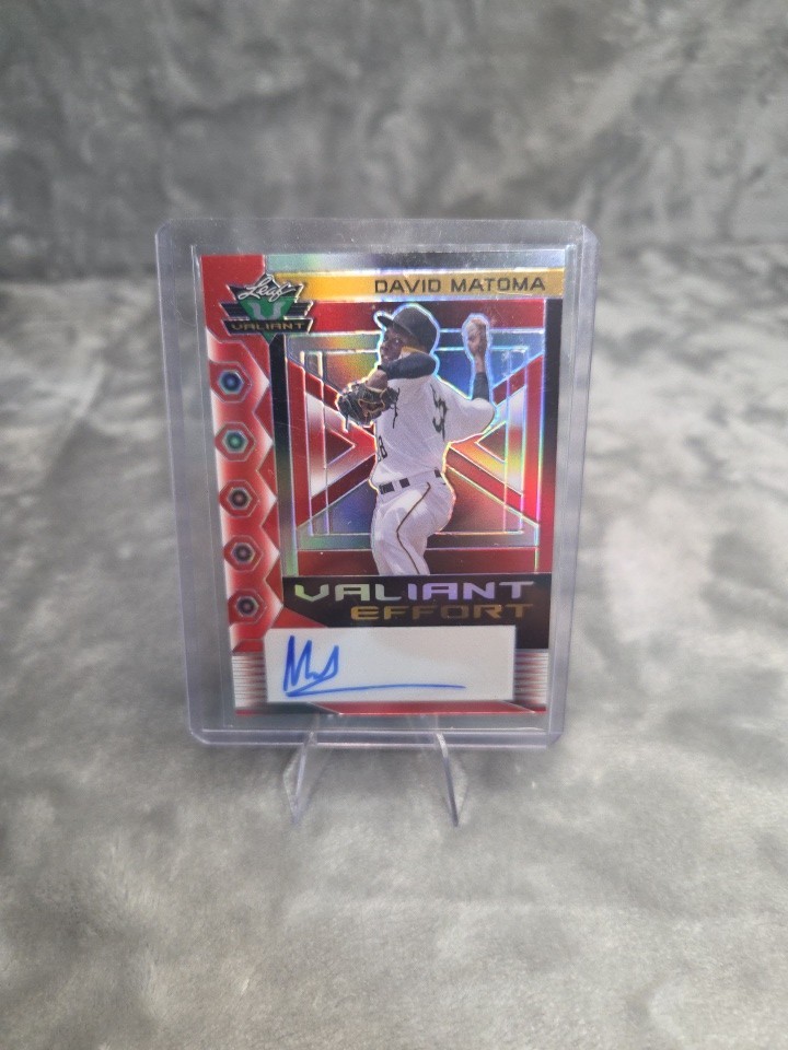 2023 Leaf Valiant Effort Red Prismatic # 8 /9 David Matoma Auto Pirates Rookie 