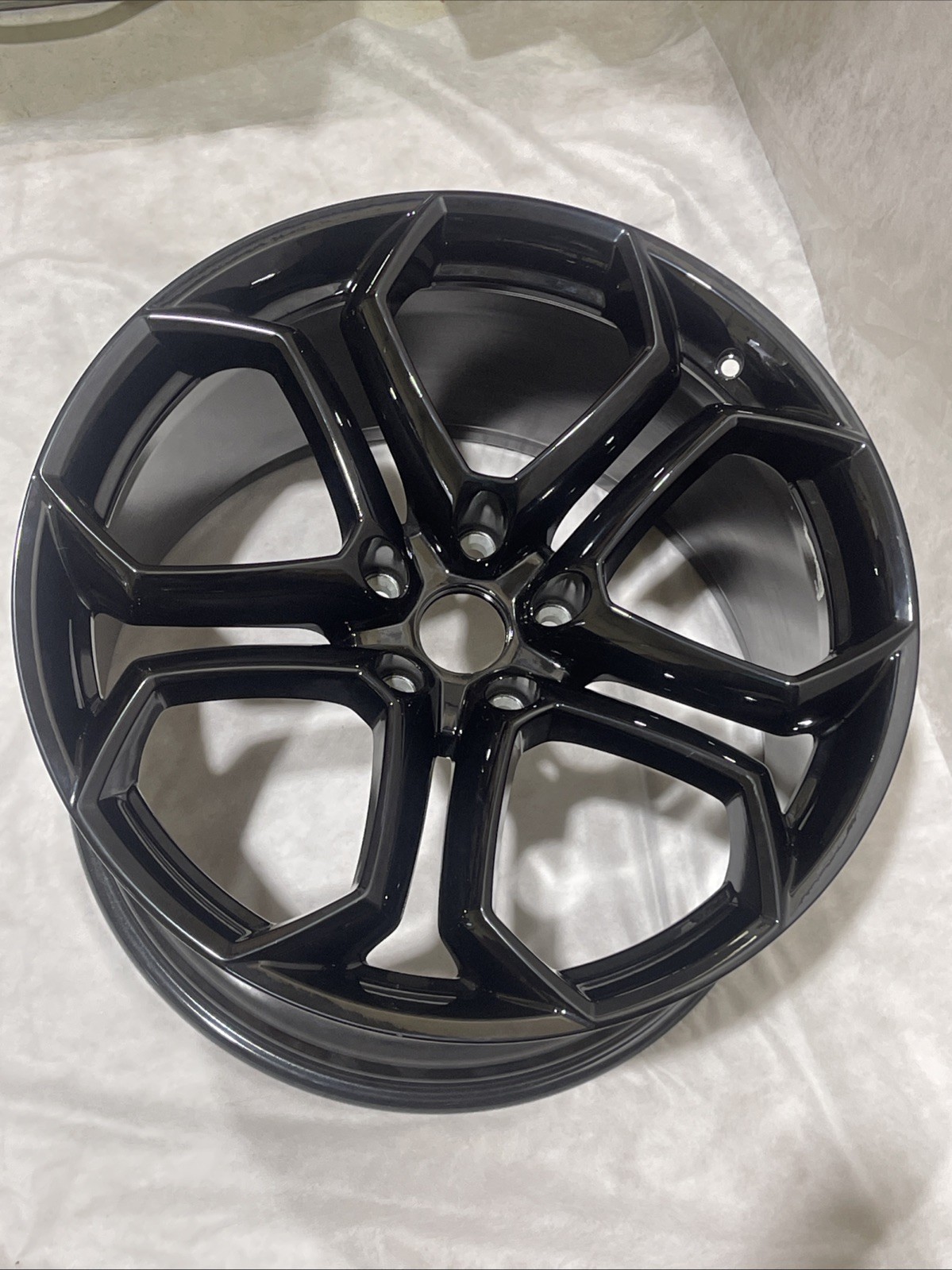 OEM 20” LAMBORGHINI AVENTADOR REAR 20X12.0 GLOSS BLACK WHEEL RIM 470601025A, New