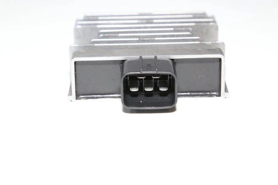 Regulador de voltaje rectificador 24-25 Kawasaki Ninja 500 OEM Foto 3 de 4