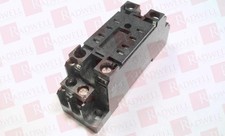 OMRON PYF08A-E / PYF08AE (NEW IN BOX)