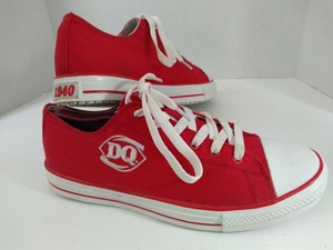 red sport shoes womens