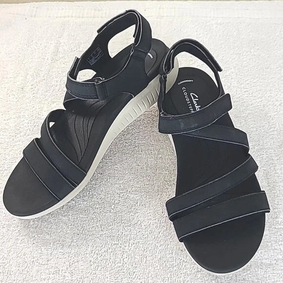 CLARKS Cloudsteppers Glide Hi Ella sandali con zeppa neri taglia 9 5