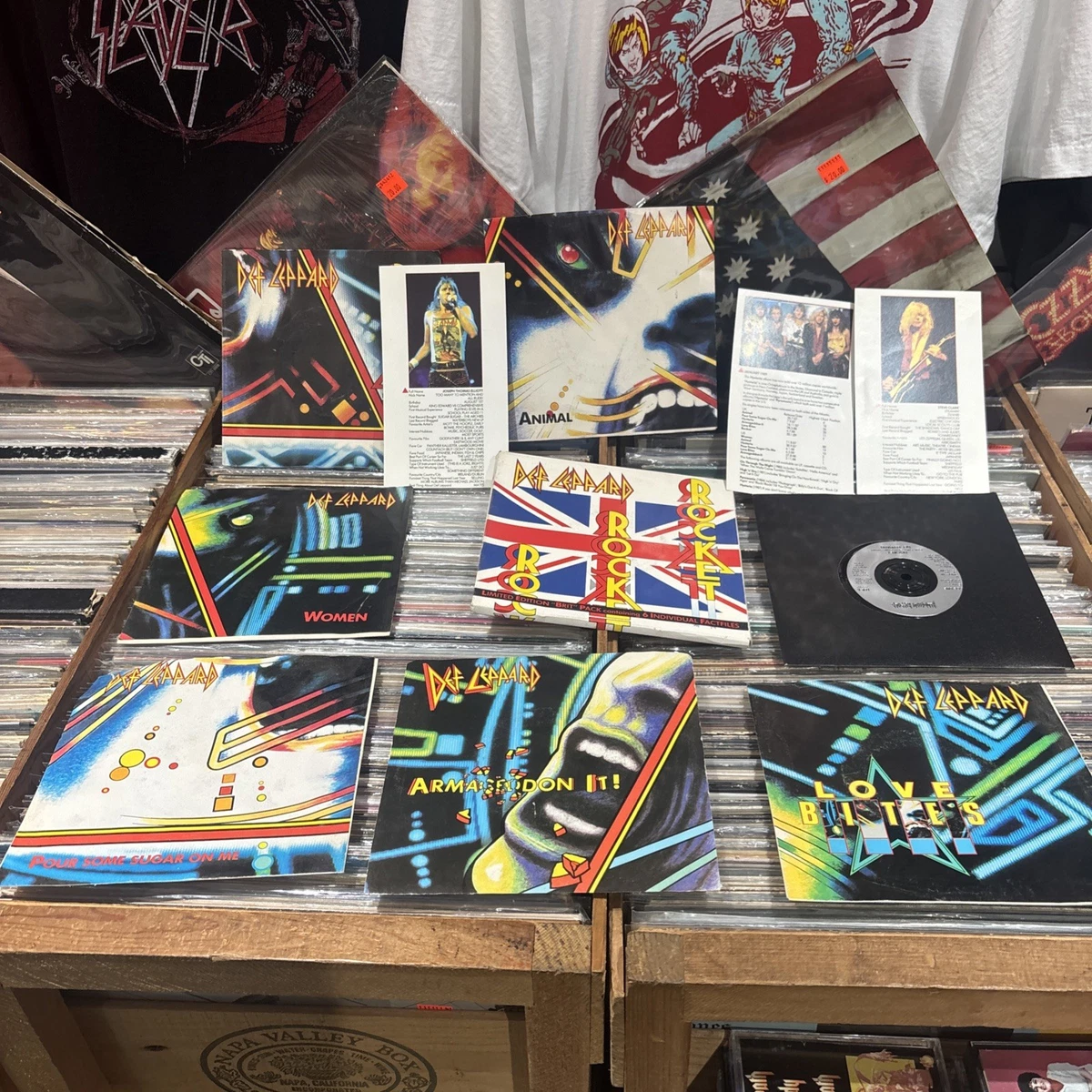 Def leppard レコード　pour some レア Def Leppard - Pour Some Sugar On Me - Amazon.com Music