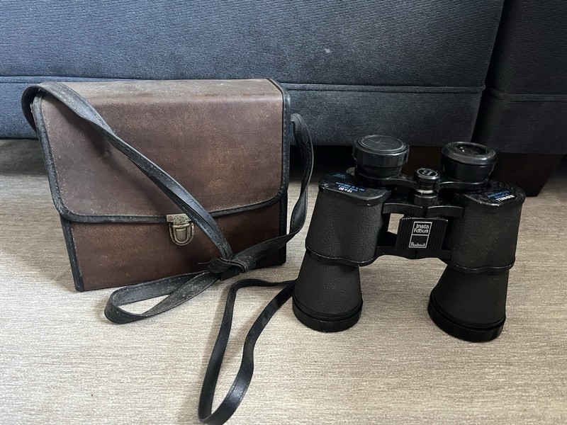 Vintage Bushnell Insta Focus Binoculars 10x50 Wide Angle 367ft. Carrying Case