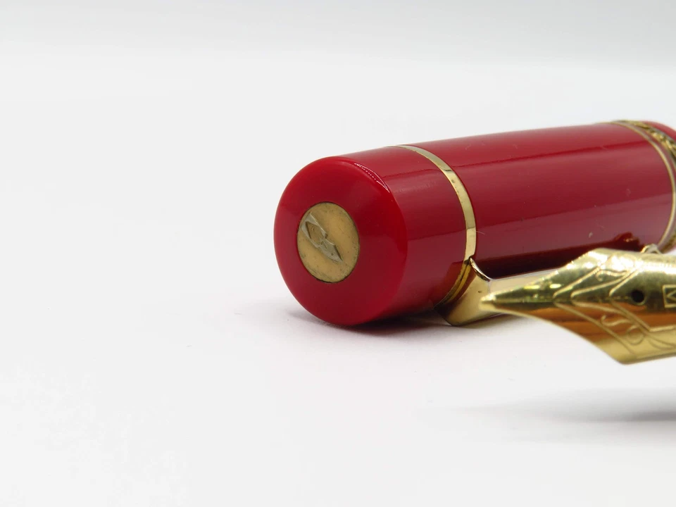 Pluma estilográfica Delta Dolcevita Media Tech & Web Foto 3 de 4