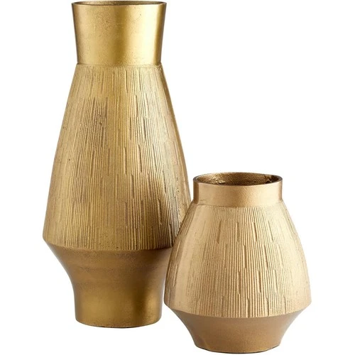 Cyan Design 11355 Dorado 9 X 8 inch Vase - Picture 3 of 5