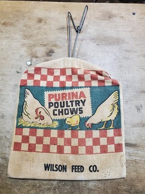 Purina Poultry Chows Advertising Champion Clothespin Bag w/Hanger Wilson Feed Co