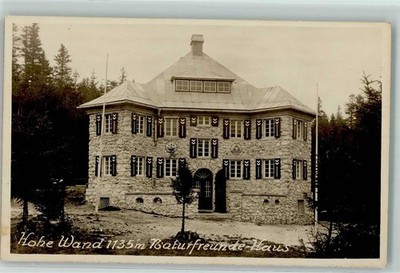 52287266 - Stollhof Hohe Wand Fensterlaeden Fahnenstange Stempel