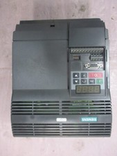 Siemens 6SE3221-5DC50 Micromaster VECTOR AC Drive 380/480VAC 7.5kW 17A *Tested*
