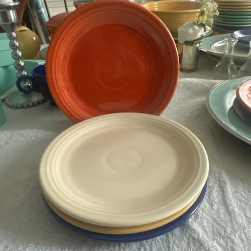 Set of 4 Vintage 1936-59 FIESTA WARE 7 1/2" Salad Plates Fiesta HLC USA 4 Colors