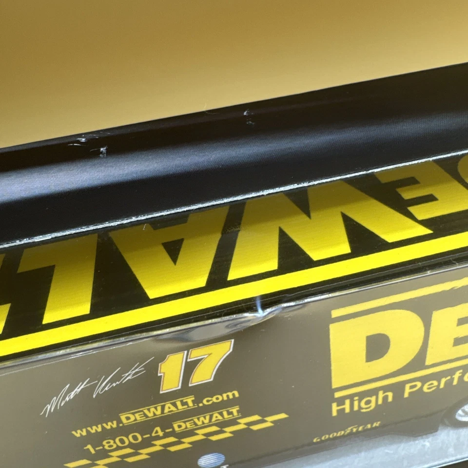 Hot Wheels NASCAR TEAM TRANSPORTERS #17 2001 Dewalt Racing nuevo raro Foto 4 de 4