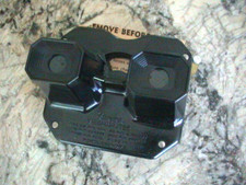 VINTAGE SAWYER'S VIEWMASTER STEREOSCOPE VIEWER W/ORIGINAL CARTON AND 8 REELS