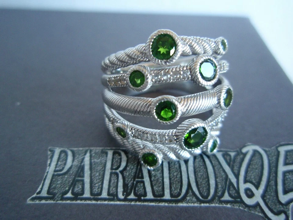 Anillo Judith Ripka Plata de Ley 925 Multi Fila Cromo Verde Diopsita Talla 7.5 Foto 2 de 4