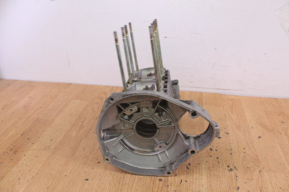 1993 年 YAMAHA VENTURE GT 曲轴箱/主发动机箱-套装 — 第 2/4 张图片