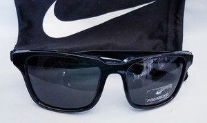 nike essential spree