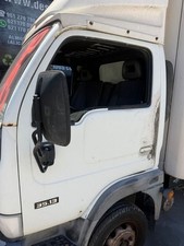 Porte avant et accessoires Nissan TRADE