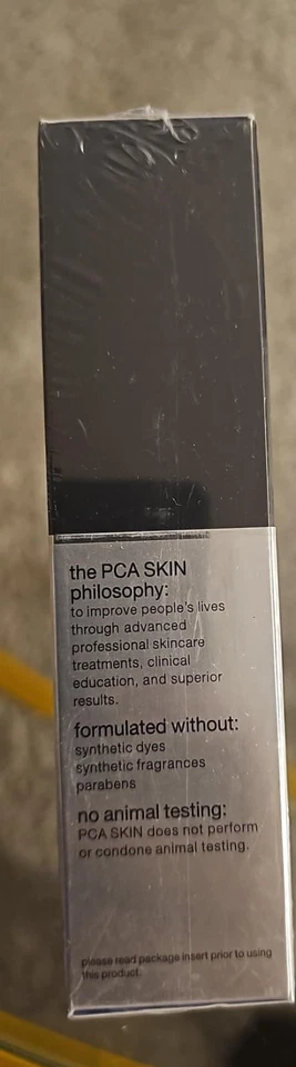 Suero potenciador de ácido hialurónico PCA Skin - 1 oz (30 ml). Foto 2 de 4
