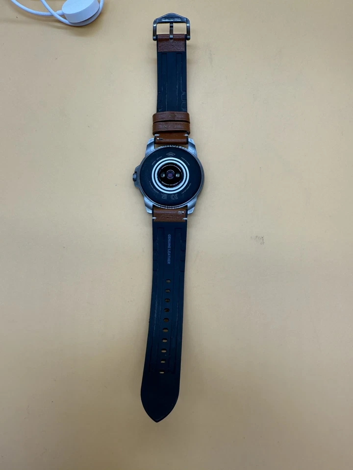 Fossil Men's Gen 5E Touchscreen Smartwatch - Brown - Leather Band 44mm - FTW4055 - Image 4 of 4