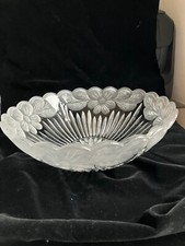 VINTAGE LEAD CRYSTAL LARGE BOWL WTH ETCHED FLORAL DESIGN 28CMS (11") -Great Gift