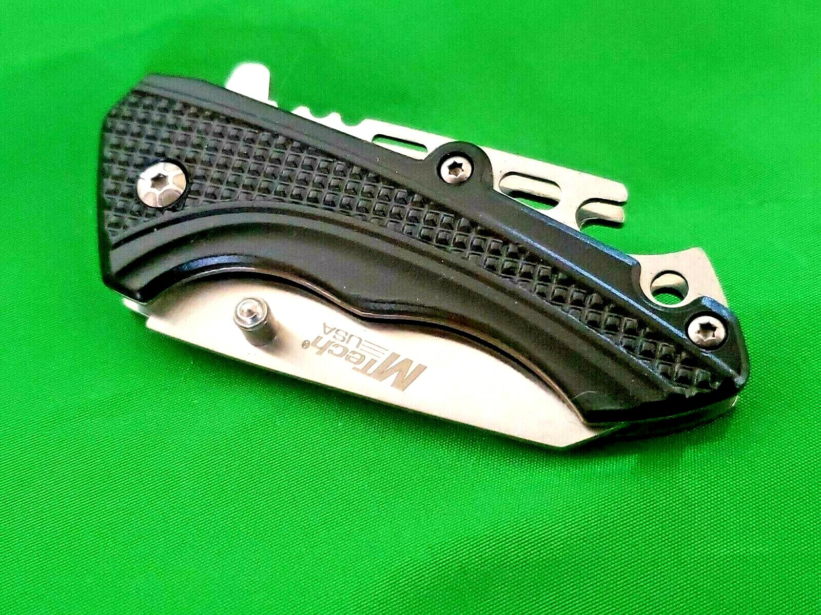 Small Black Silver Thumb Stud Pocket Knife Bottle Opener Wide Pocket