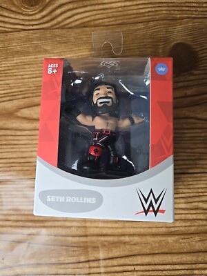 The Loyal Subjects WWE - Seth Rollins CheeBee Figure