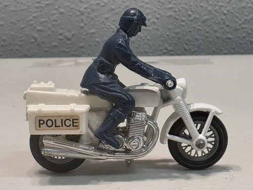 1977 Matchbox Honda 750 Police Motorcycle W/Officer Lesney England