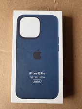 Apple Silicone Abyss Blue Case With MagSafe For iPhone 13 Pro MM2J3ZM/A