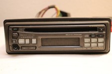 Alpine CDM-7833 In-Dash CD Player Receiver Vi...