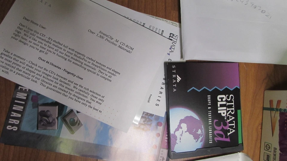 VTG Macintosh Apple Strata Vision 3D and Alias Sketch 3D Illustrator Design 90's - Image 3 of 4