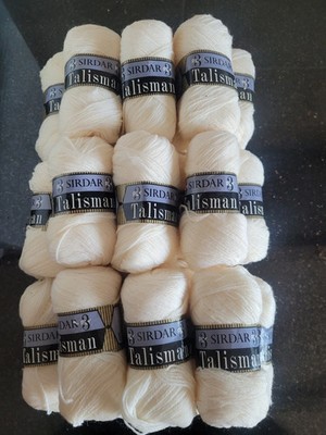 3 PLY SIRDAR TALISMAN WOOL WHITE - 21 X 35 GMS - SHADE 051 - DYE 7272 - One LOT