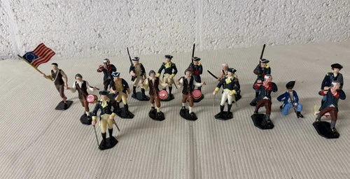 VINTAGE SET OF 16 MARX TOY SOLDIERS - REVOLUTIONARY WAR - WARRIORS OF THE WORLD