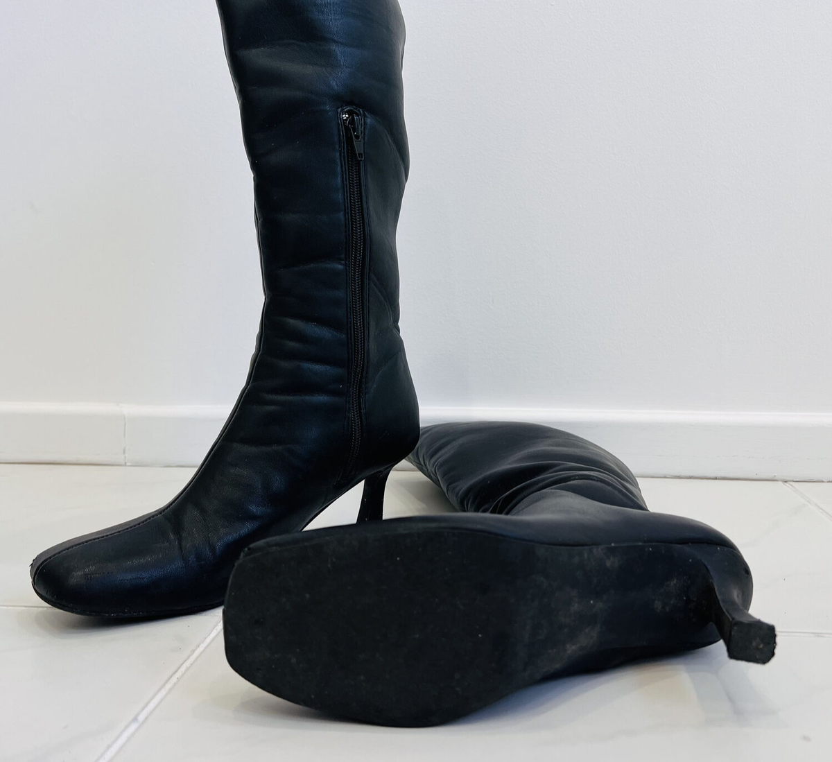 BLACK KNEE HIGH BOOTS SQUARE TOE HEELED ZIP RIDING BOOT VINTAGE