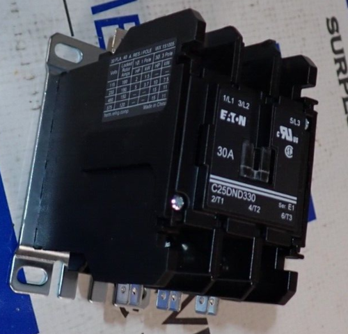 NEW - Eaton C25DND330B 30 Amp 208/240 VAC 3 Pole Definite Purpose Contactor - Picture 3 of 9