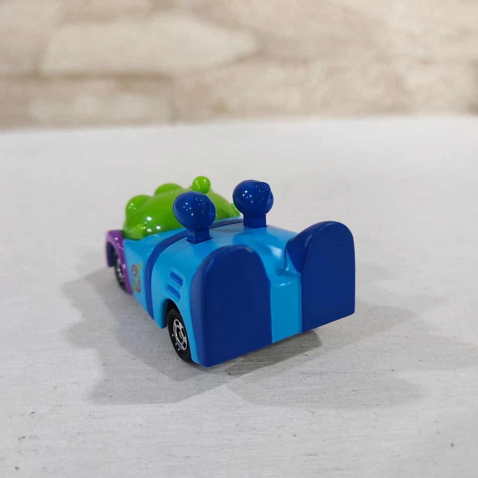 Veículos automotivos Tokyo Disney Resort Pixar Tomica Tomy Alien Greenman Toy Story - Imagem 3 de 4