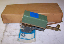 NEW JOHNSON CONTROLS 40° - 240°F TEMPERATUR...