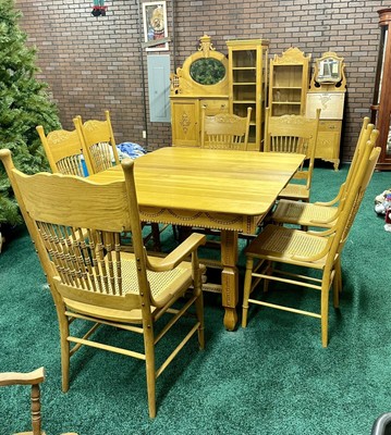 Dining Sets - Antique Oak Table And Chairs