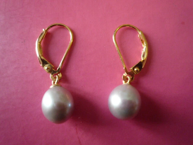 BELLES DORMEUSES PERLE EAU DOUCE GRIS/PERLE FORME POIRE/TIGE FERMEE DOREE - Photo 1/1