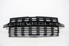 OEM Grille for Chevy Silverado 1500 Custom Black 84401131 Scratches