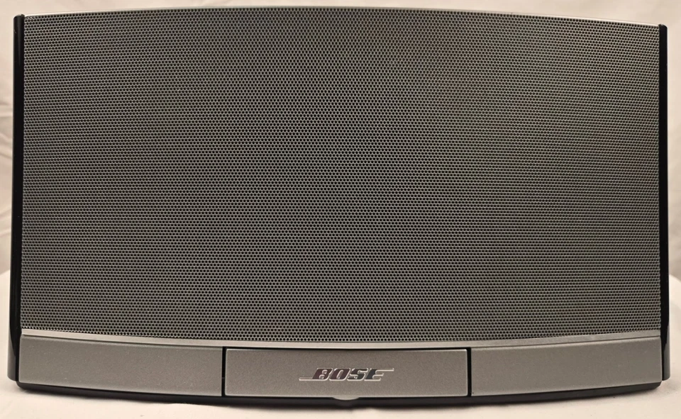 🔊Bose SoundDock Portable W/ Bluetooth, 3.5mm to C,  Remote, & Charger  Tested👍 - Image 2 of 4