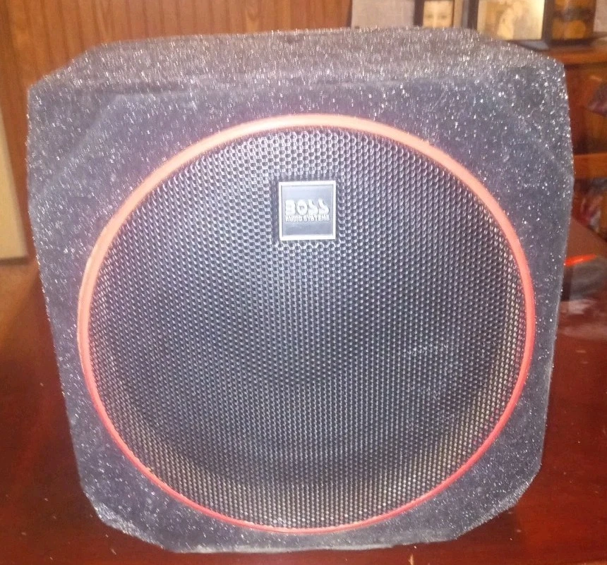 BOSS Audio Systems CUBE8 8” 400 W Boxed Amplified Car Subwoofer - Image 3 of 3