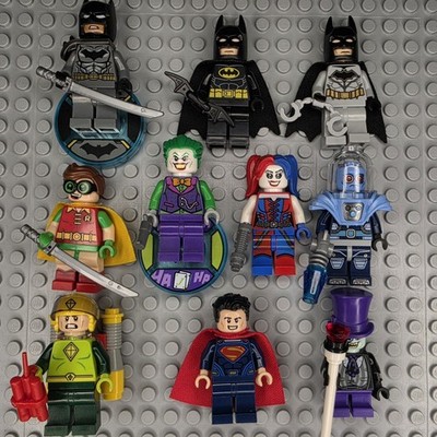 Lego DC Super Heroes Minifigures Lot and Accessories