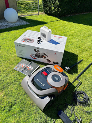 Segway Navimow H800E Mähroboter kabellos Akku mit Ladestation Netzteil