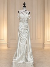 WG008 NWT Size 12 White Lace Corset Mermaid Wedding Gown Train