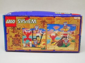 LEGO  System 6236 Islanders King Kahuka - 100% Complete with Manual-UNOPENED 