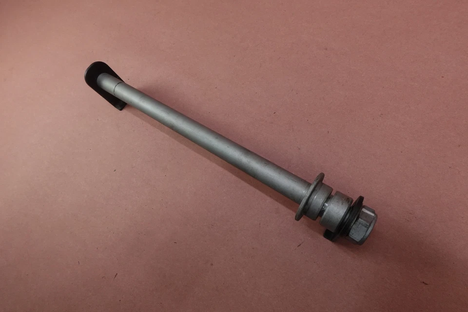 Honda NC700 NC700X 2012-2015 eje trasero pivote perno llanta trasera Foto 2 de 4