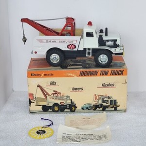 CAMION DE POMPIERS en fer blanc - Jouet mécanique Paya - Wind-up tin
