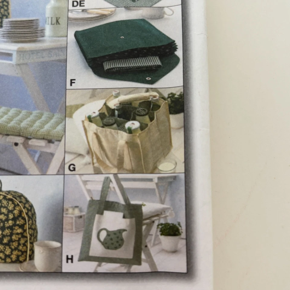 Burda Sewing Pattern 8125 Creative Kitchen Accessories Apron Napkins Valance Bag - Image 4 of 4